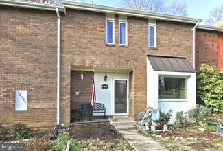 Building Photo - 12728 Rolling Brook Dr