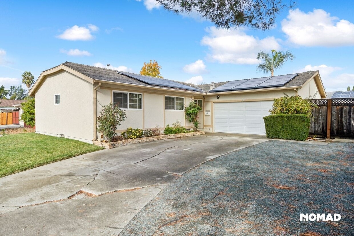 Foto principal - 5450 Scenic Ave