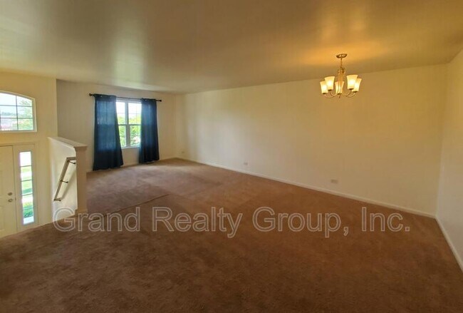 Building Photo - 1021 Piccolo Ln