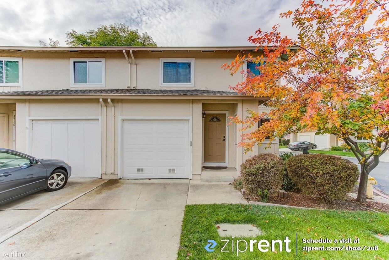 Primary Photo - 3 br, 1.5 bath Townhome - 3732 Thistle Way...