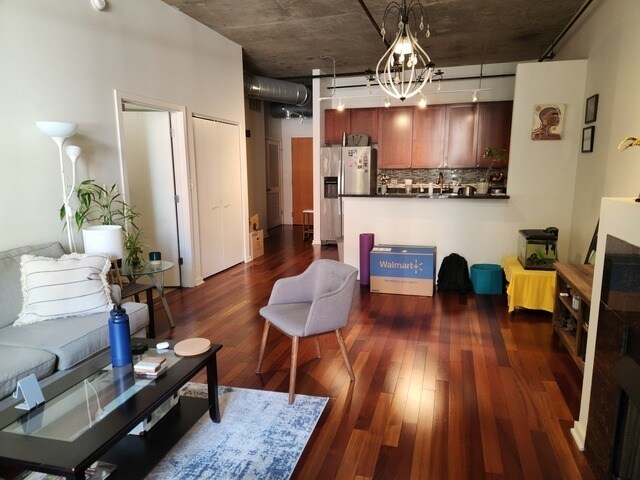 Foto del edificio - 520 S State St