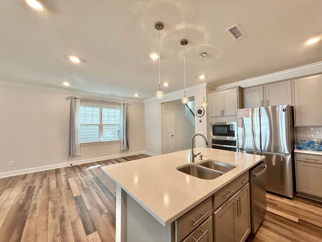 Foto del edificio - 4913 Enlightenment Rd