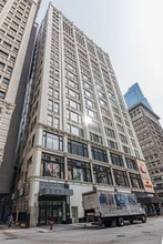 Building Photo - 8 W Monroe St