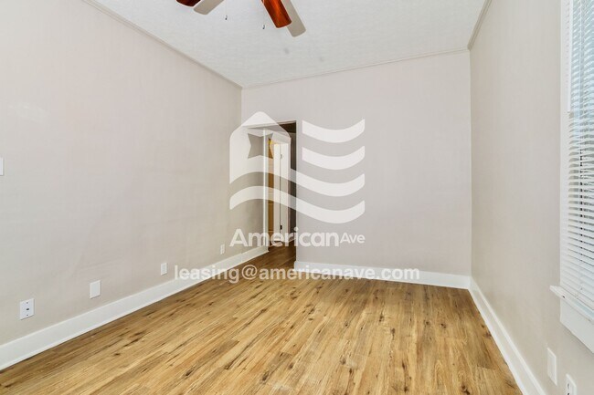 Building Photo - 2218 S Shelby St