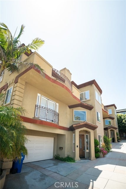 Foto del edificio - 634 Longfellow Ave