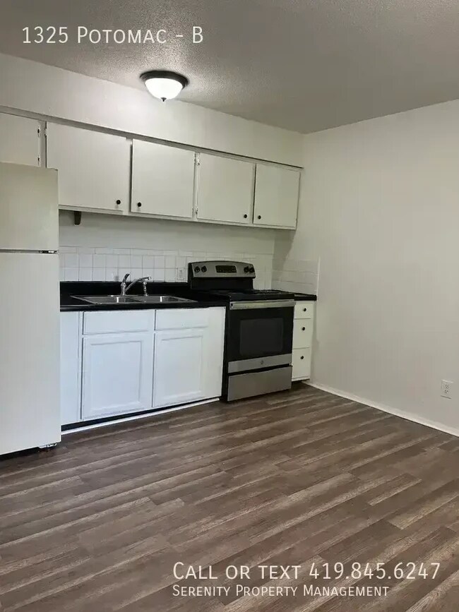 Foto del edificio - 1325 Potomac Dr