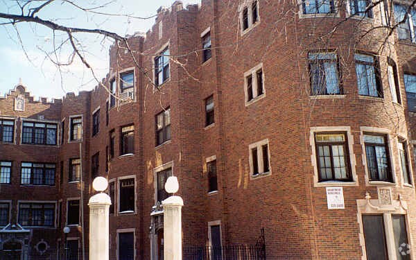 Building Photo - 8145 S Drexel Ave