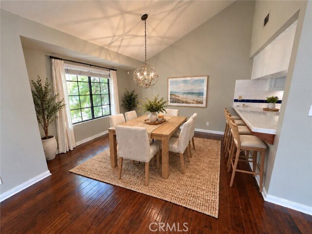 Foto del edificio - 2217 Mathews Ave