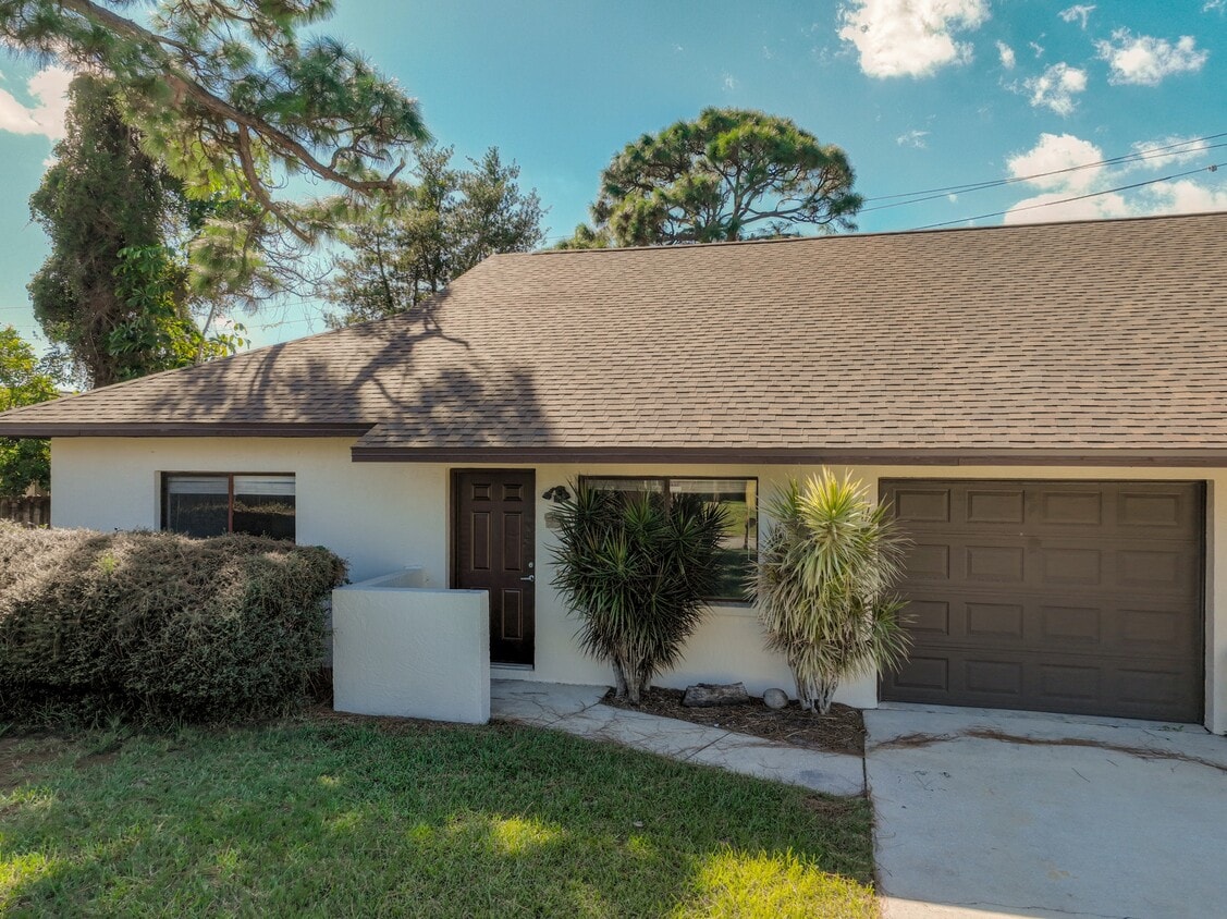 Foto principal - 640 Casa Grande Dr