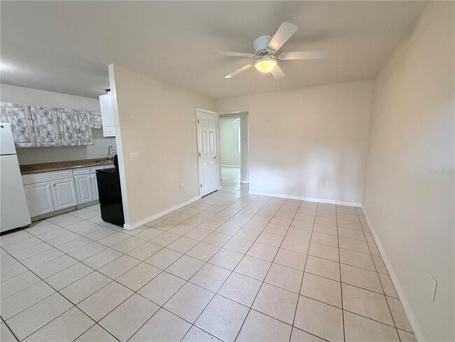 Building Photo - 507 Twin Pines Ln