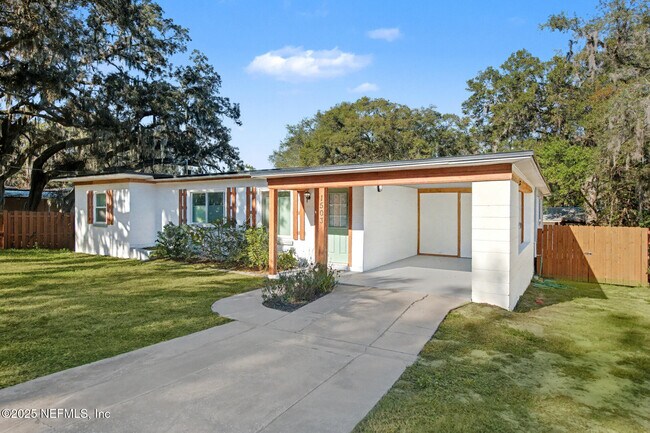 Foto del edificio - 1503 Broome St