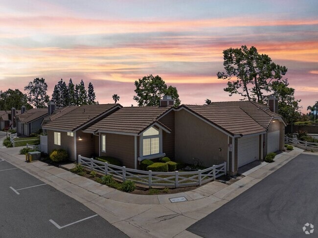 Building Photo - 6681 Brighton Pl