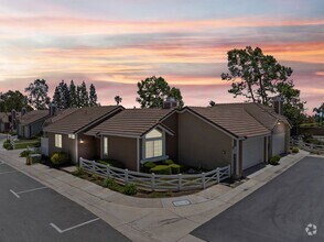 Building Photo - 6681 Brighton Pl