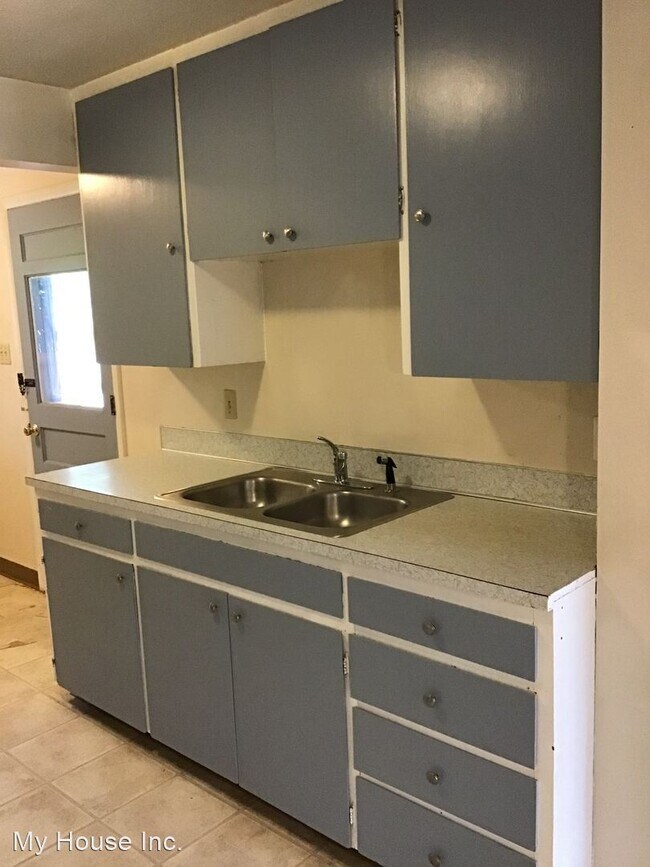 Foto del edificio - 2 br, 1 bath House - 1038 Cragmore Dr.