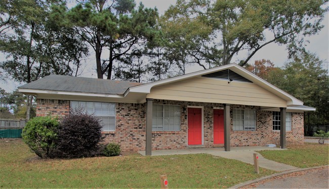 Exterior View - 714 N 29th Ave
