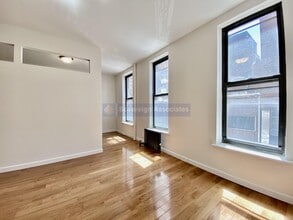 Building Photo - 401 E 68th St