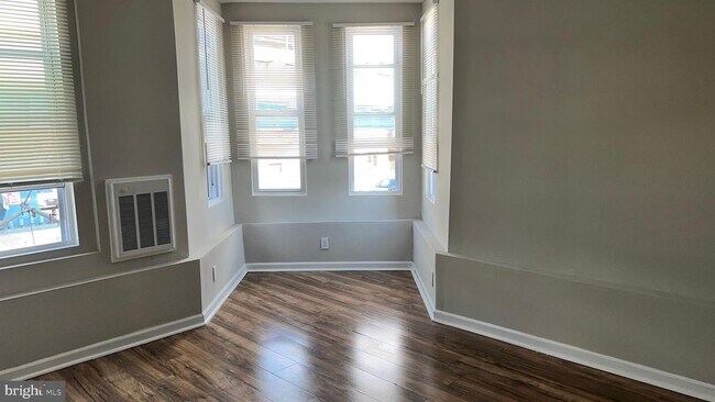 Foto del edificio - 5900 Market St
