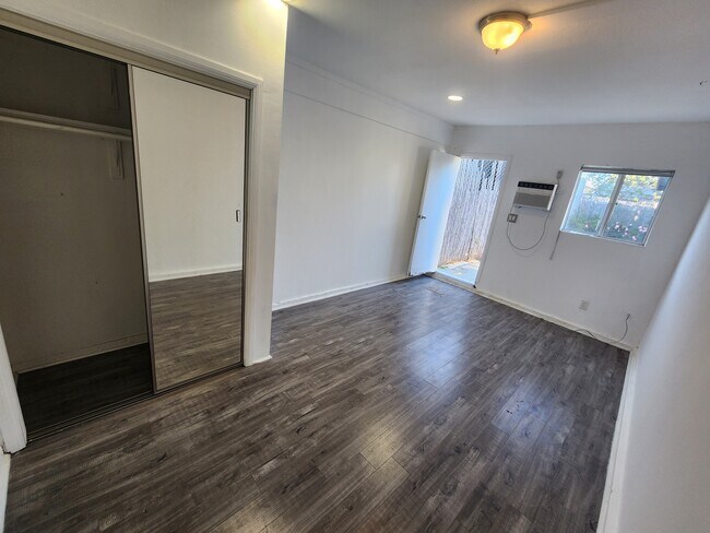 Building Photo - 7725 Ferncola Ave