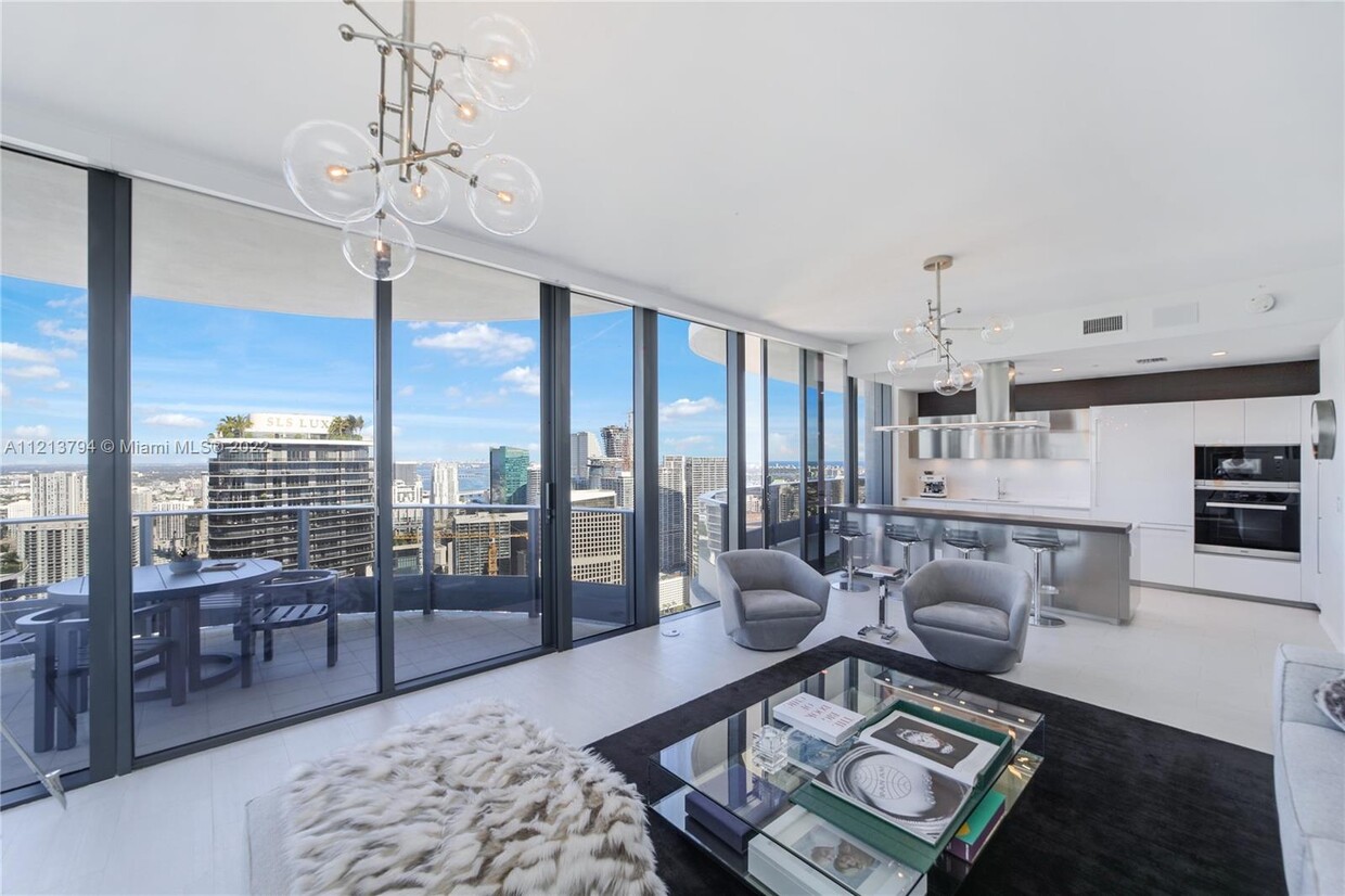 Primary Photo - 1000 Brickell Plaza