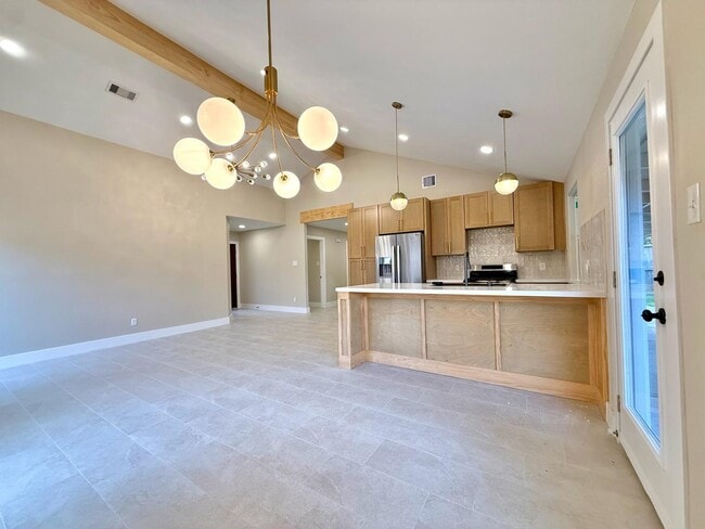 Building Photo - 1010 Golden Nugget Ct