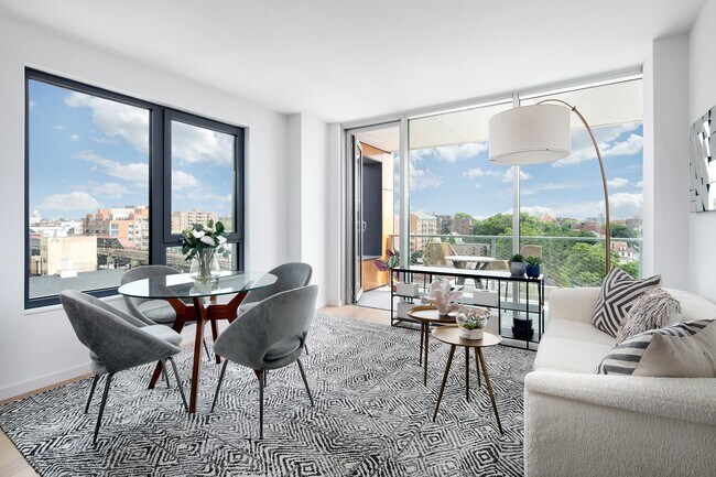 Foto del edificio - 37-46 72nd Street