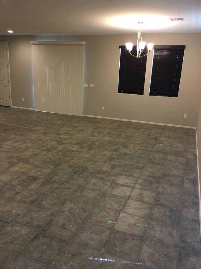 Photo - NEWER Beautiful Home in Fire Rock Villas!!