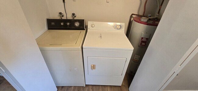 Foto del edificio - 3226 Summers Ln