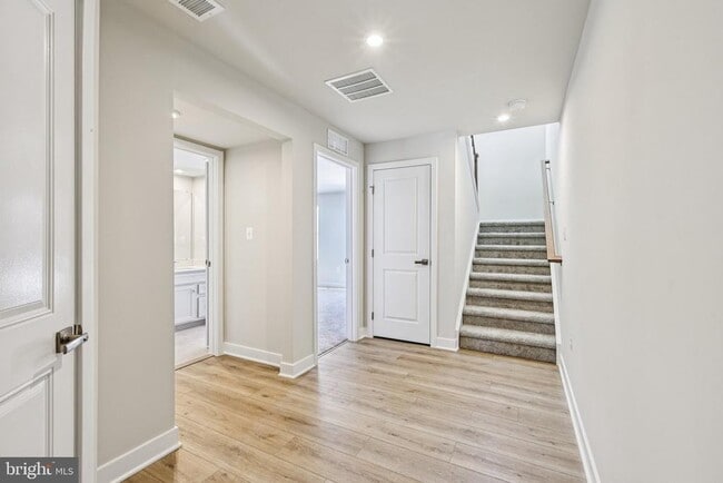 Foto del edificio - 9389 Edenderry Dr