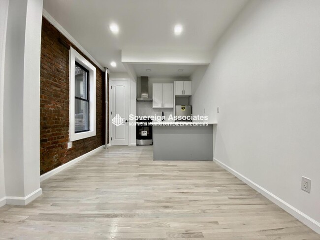Plano de planta - 309 West 99th Street