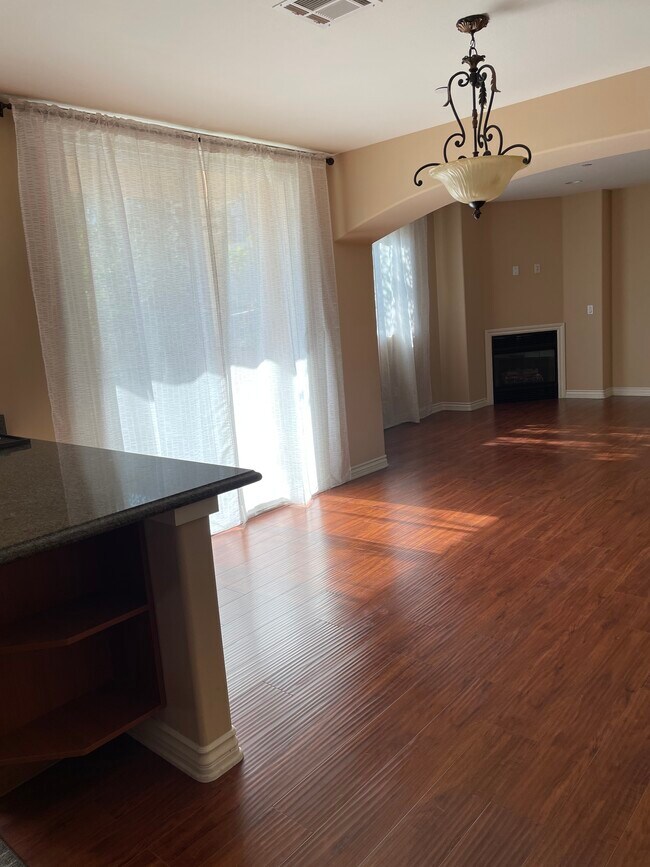 Foto del edificio - 5305 Bellingham Ave