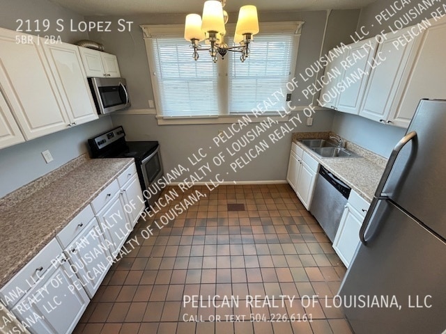 Building Photo - 2119 S Lopez St