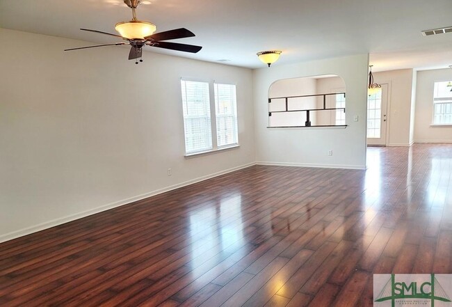 Building Photo - 325 Windmill Dr