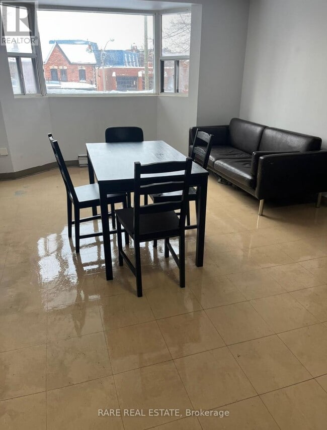 Building Photo - 99 Bellevue Ave