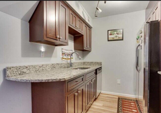 Foto del edificio - 3BD/2BA Fabulous Townhome in Laurel. (APPLICANTS MUST HAVE A MINIMUM 640 CREDIT SCORE)