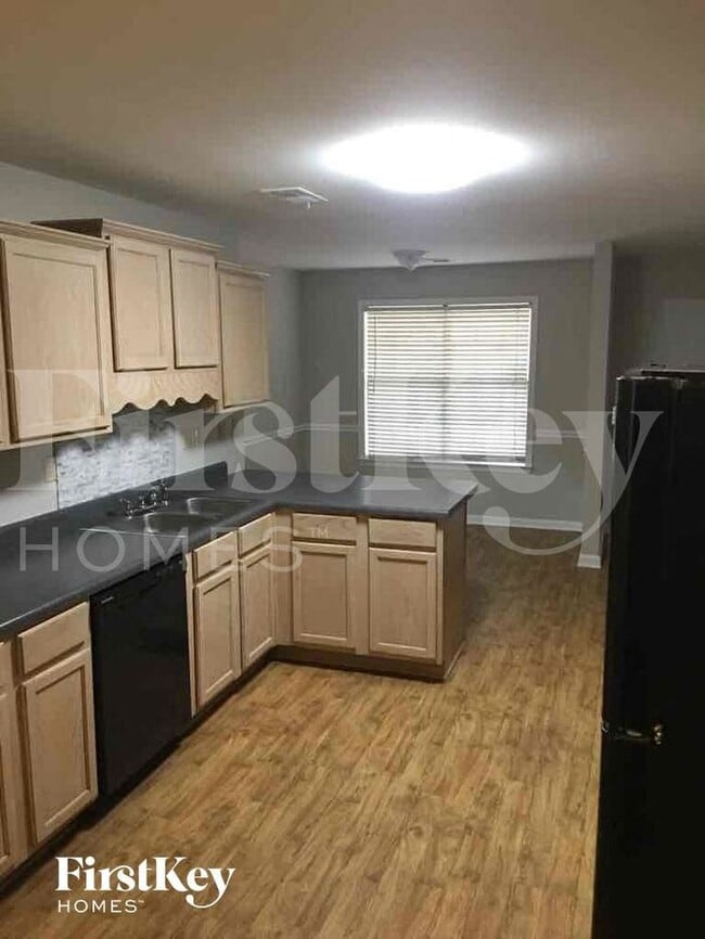 Building Photo - 8217 Rockbridge Rd
