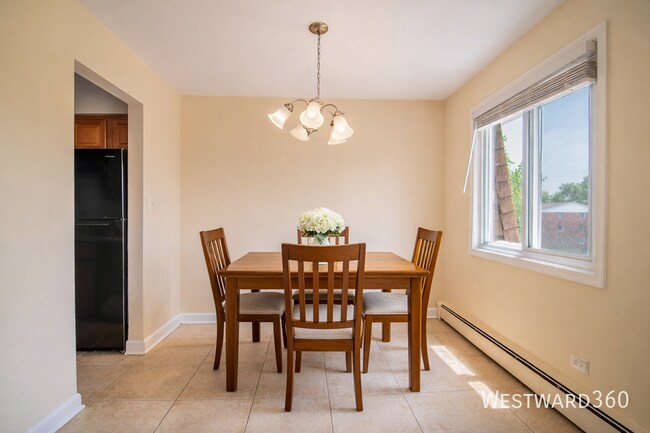 Foto del edificio - 5720 W 128th St