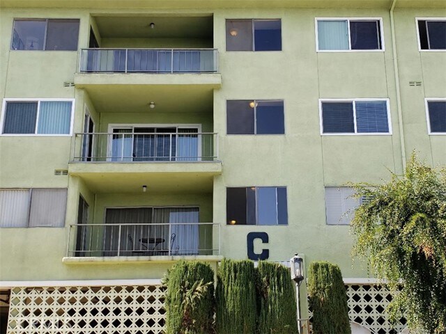 Foto del edificio - 1301 S Atlantic Blvd