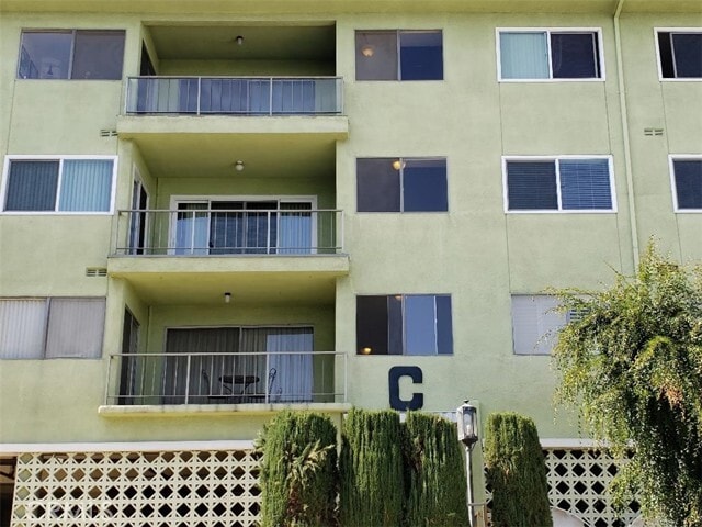 Building Photo - 1301 S Atlantic Blvd