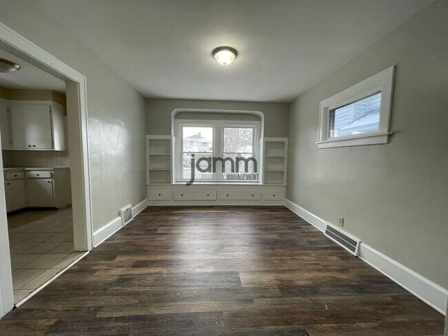 Foto del edificio - 5233 Anthony St