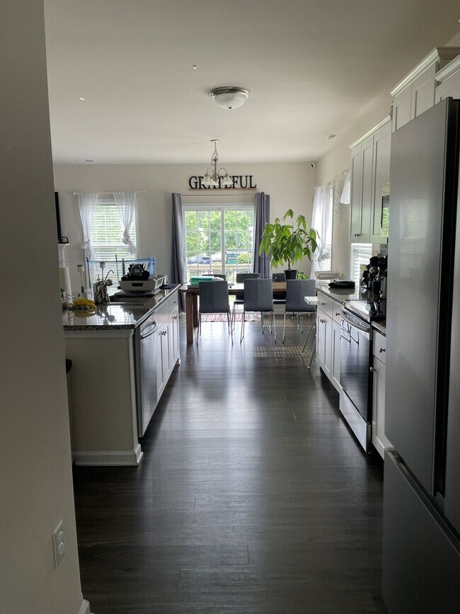 Foto del edificio - 2913 Seven Kings Ct