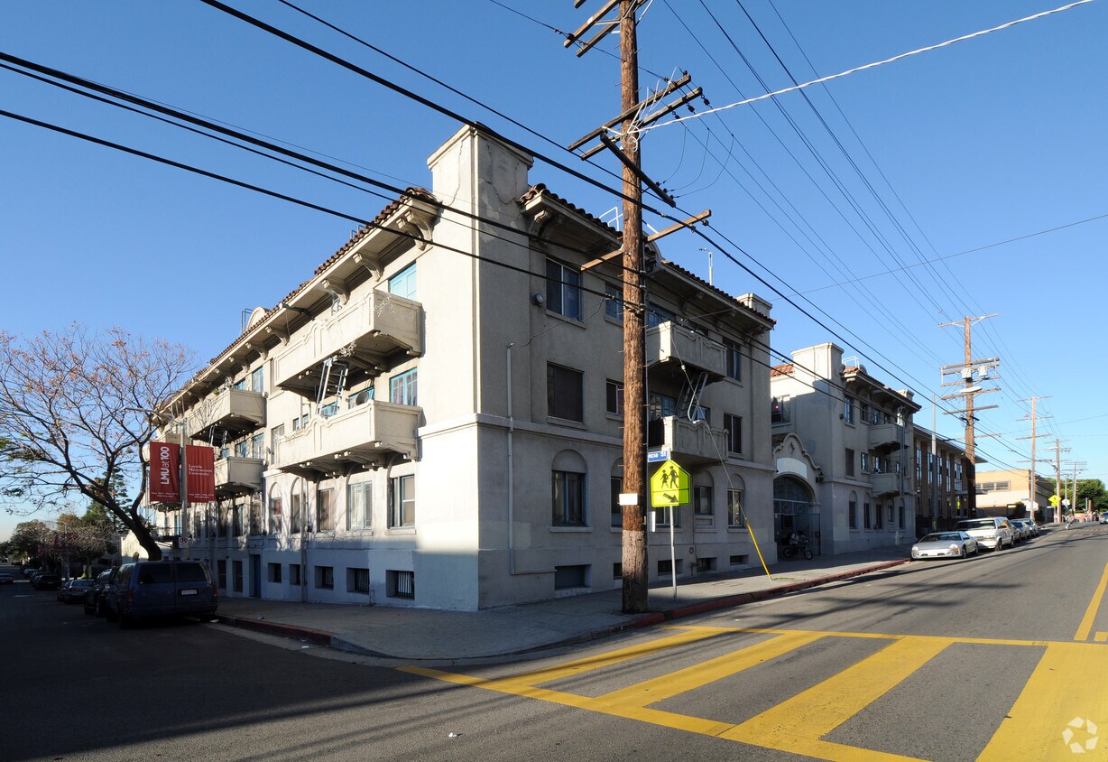 Building Photo - 1500 James M Wood Blvd