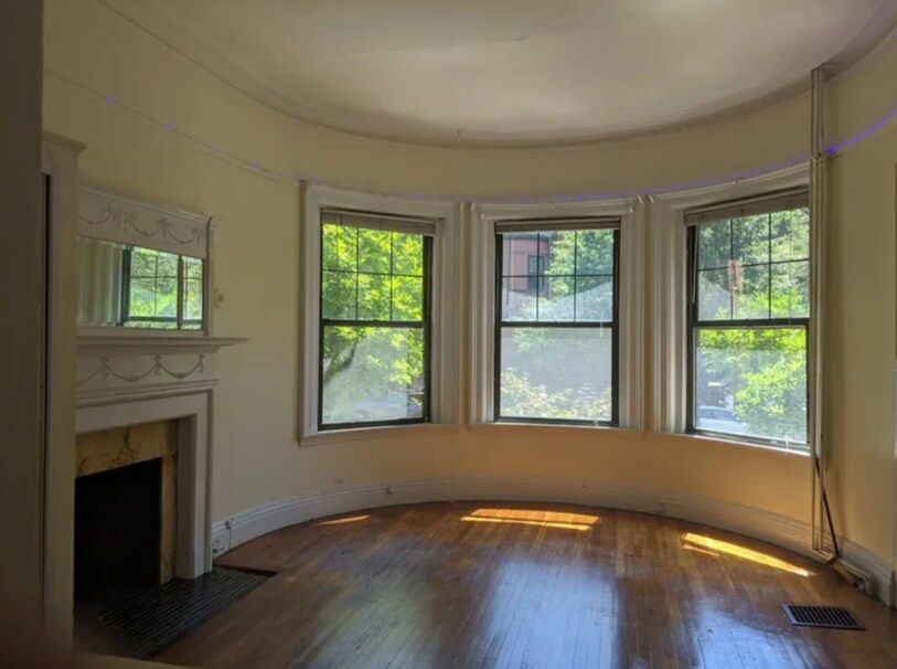 Foto del edificio - 464 Beacon St