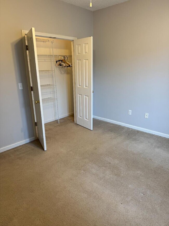 Foto del edificio - 3109 W Walnut St