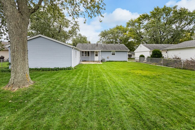 Foto del edificio - 783 Farragut Ave