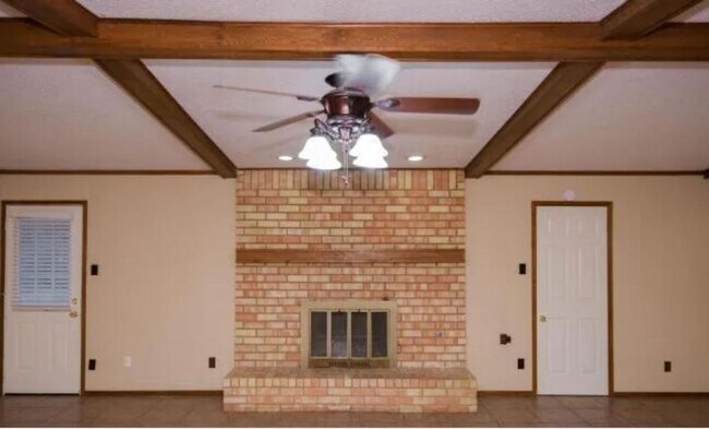 Foto del edificio - Charming 3 Bed / 2 Bath Home with Modern Upgrade