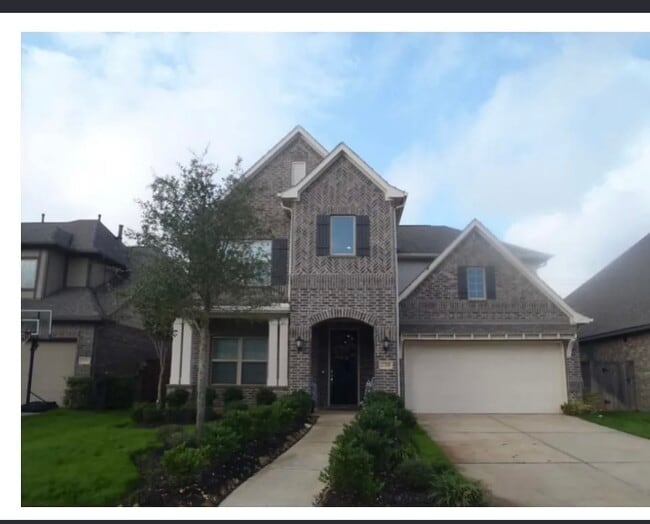 Building Photo - 2319 Jasper Pt