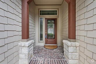 Building Photo - 514 Walsh Hill Trail