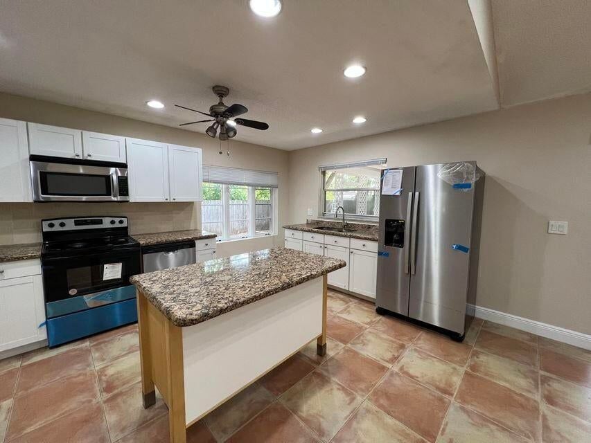 Foto principal - 5170 2nd Rd