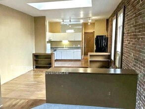 Building Photo - 2538 Kensing Ct