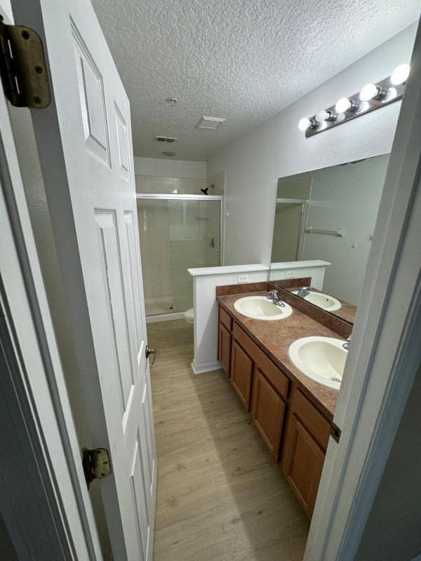 Foto del edificio - 13548 Tea Rose Way